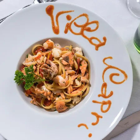 Готель Capri