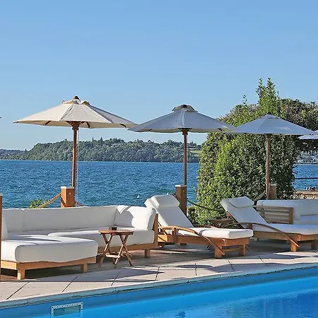Capri 4*