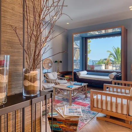 Capri Hotel 4*