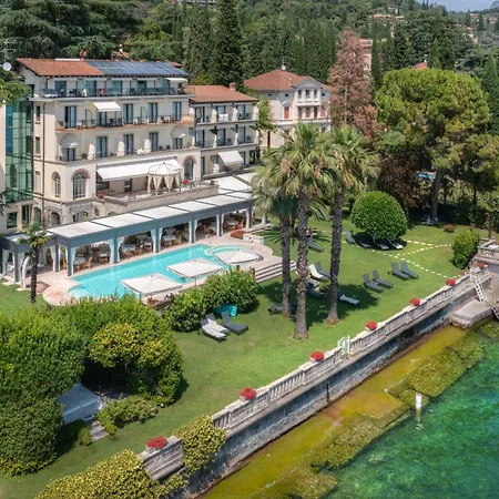 Hotel Capri 4*