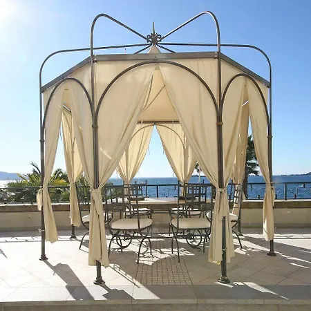 Capri 4* Gardone Riviera