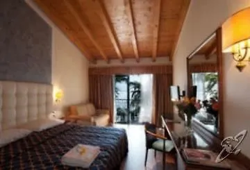 Capri 4* Gardone Riviera